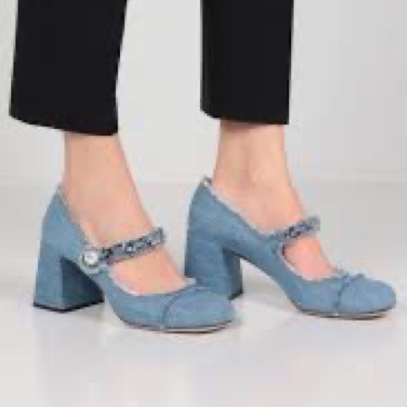 Miu Miu
Miu Miu Mary Jane Round Toe Denim Pumps 40 - Picture 4 of 12